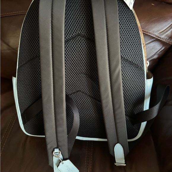 Authentic Coach Backpack - Picture 3 of 9